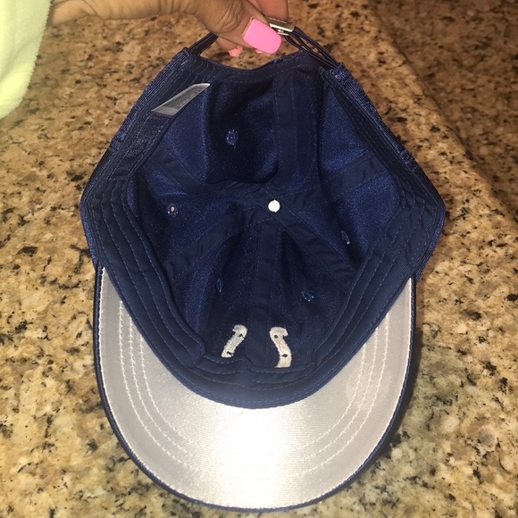 NFL Reebok Colts Hat - Picture 3 of 5